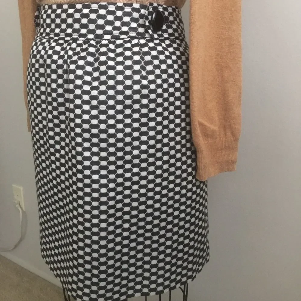 BANANA REPUBLIC mod mini skirt - Picture 5 of 5